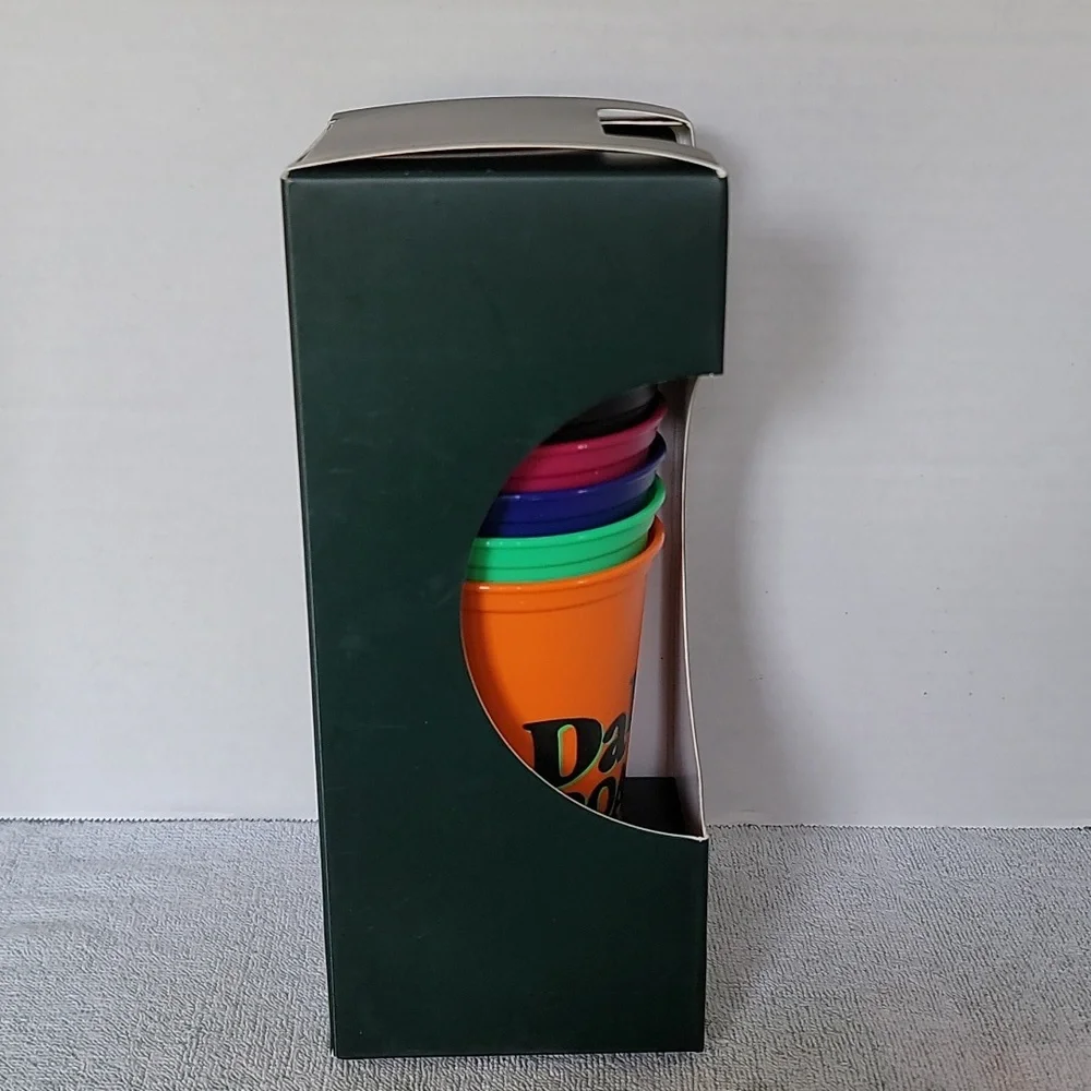 Starbucks 2020 trick or treat reusable hot cups/glow in the dark - Picture 3 of 7